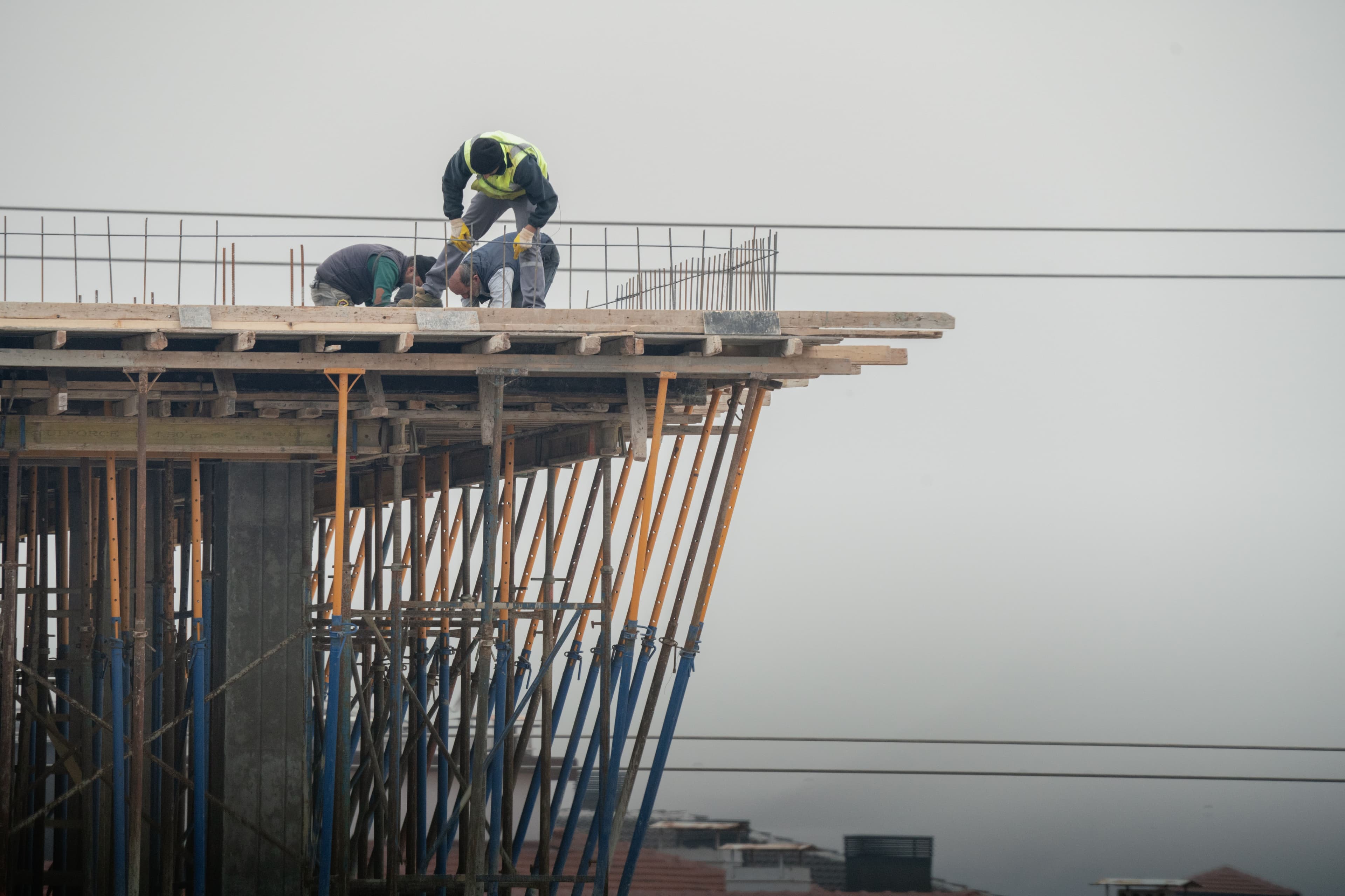 Building structure rising against the sky